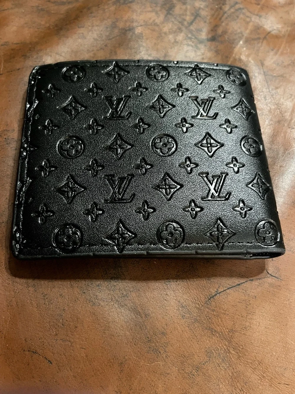⚫️ Louis. Vuitton. Embossed Letter Monogram Black Bi-Fold Wallet